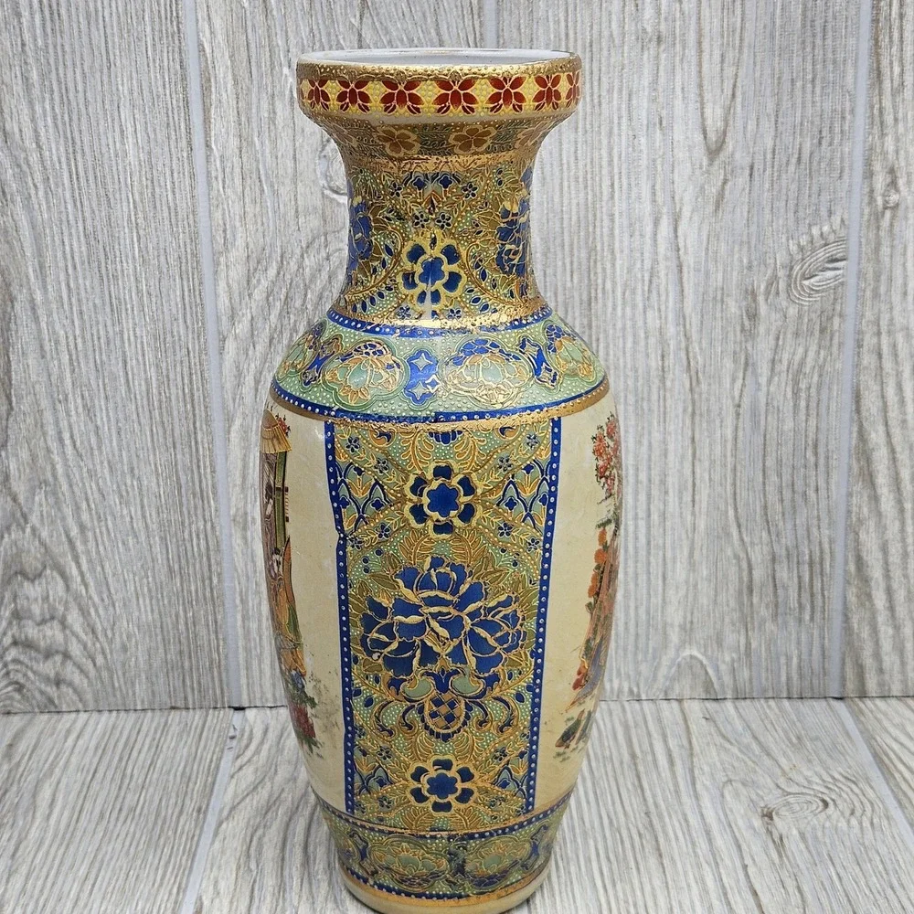 Vintage Satsuma Style Porcelain‎ Vase Moriage Gold Gilt Hand Painted Figures